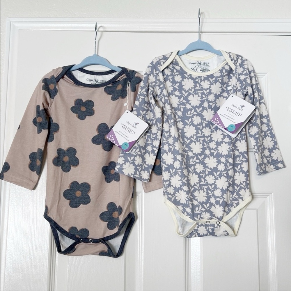 Copper Pearl Long Sleeve Bodysuits Gemma and Lacie 18-24 months